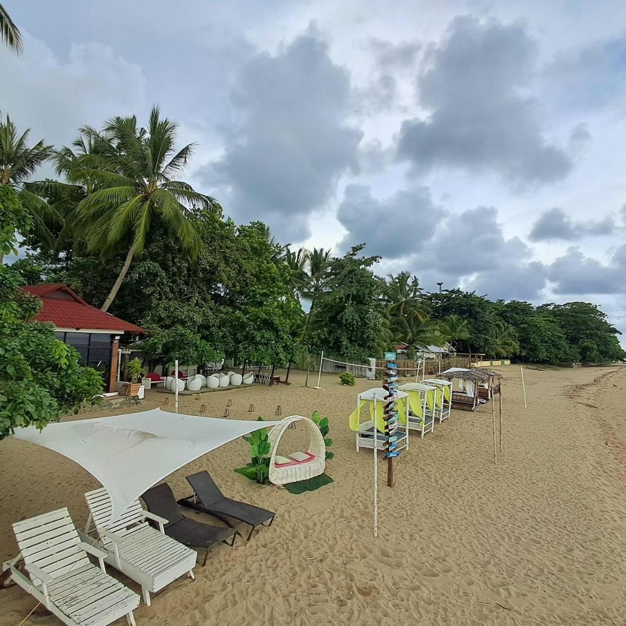 Brazaville Beach Resort Hinoba-an Exterior photo